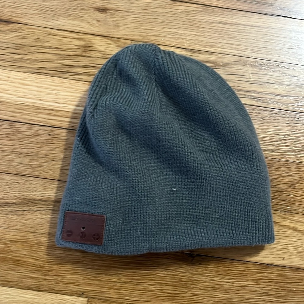 SoundBot Beanie with Bluetooth Headphones